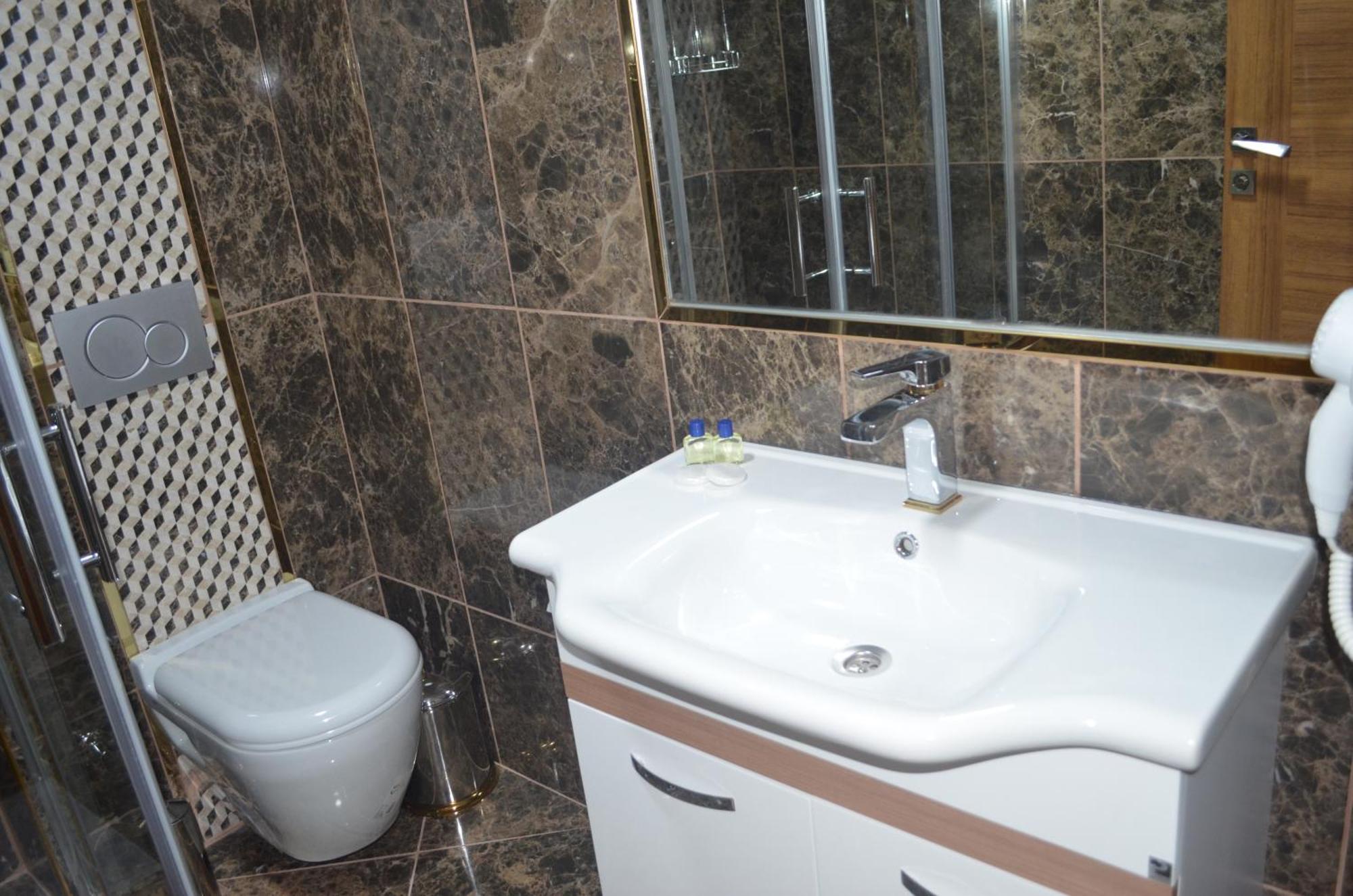 Safir Hotel Istanbul Exterior foto