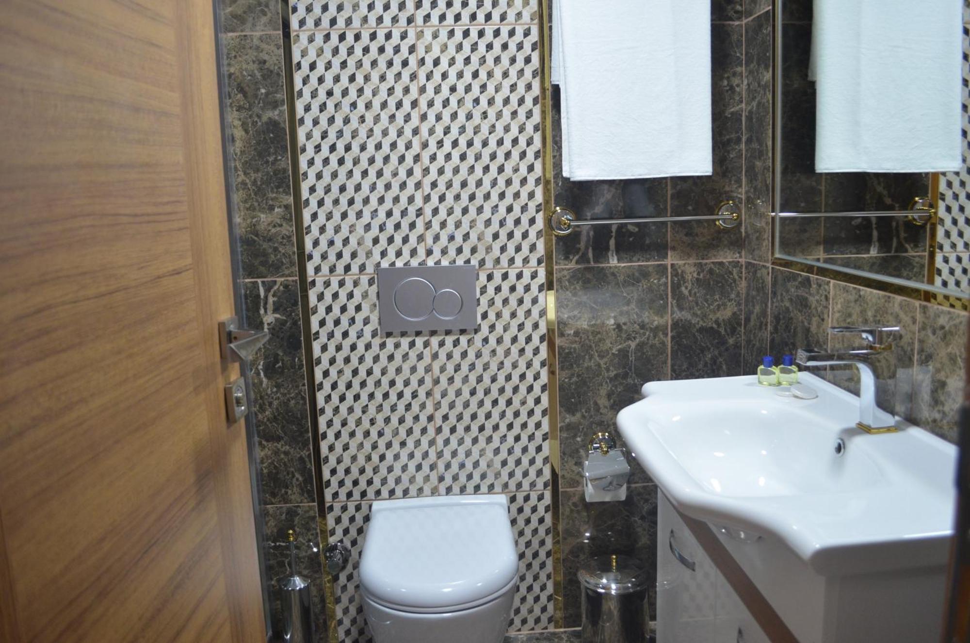 Safir Hotel Istanbul Exterior foto
